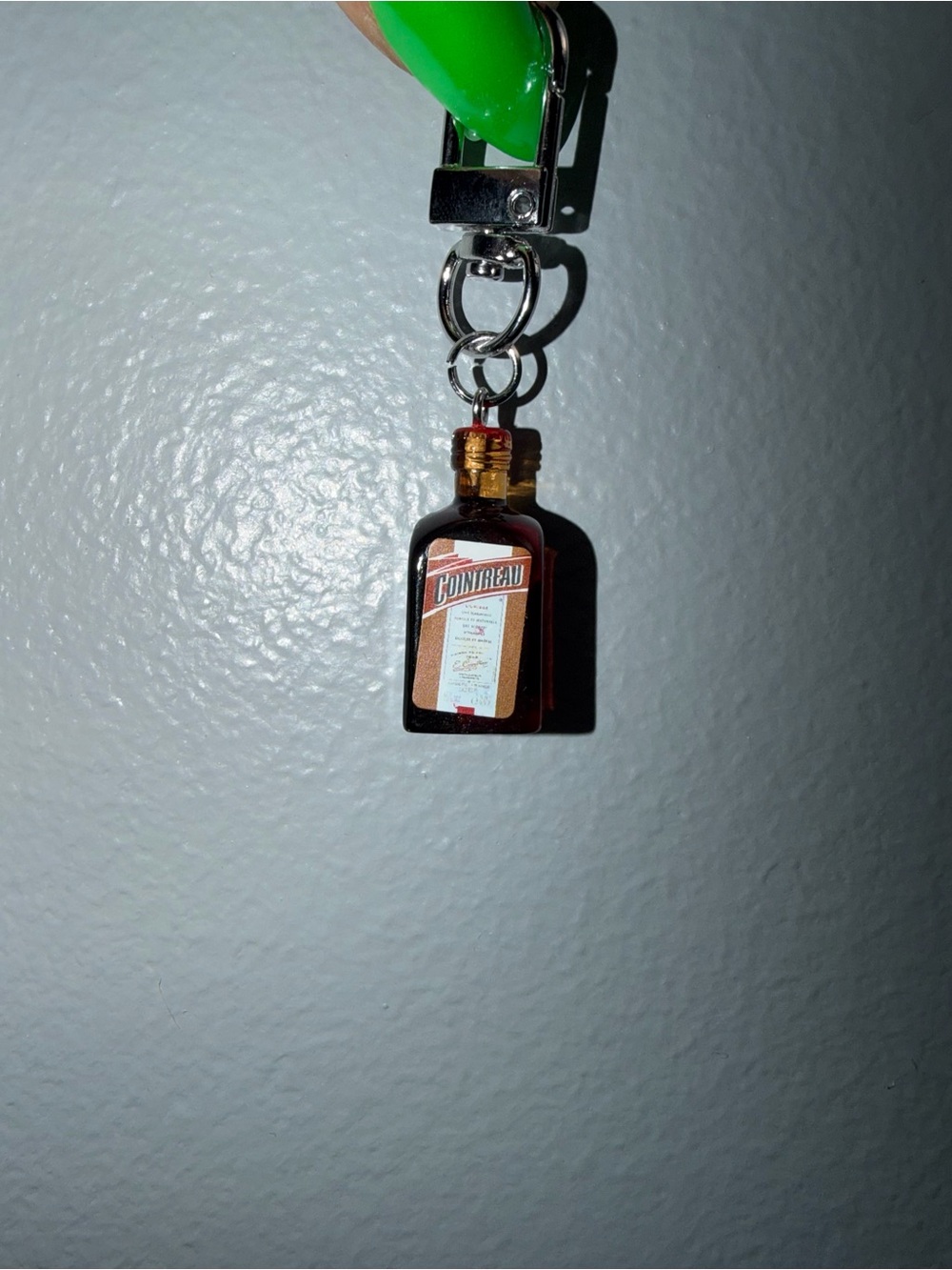 Miniature Bottle Keychain - Picture 9 of 10